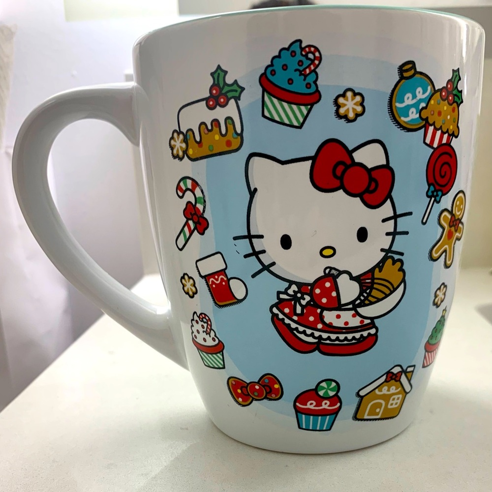 hello Kitty Christmas mug
